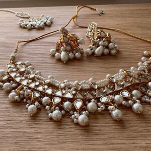 Pakistani/Indian bridal jewelery set